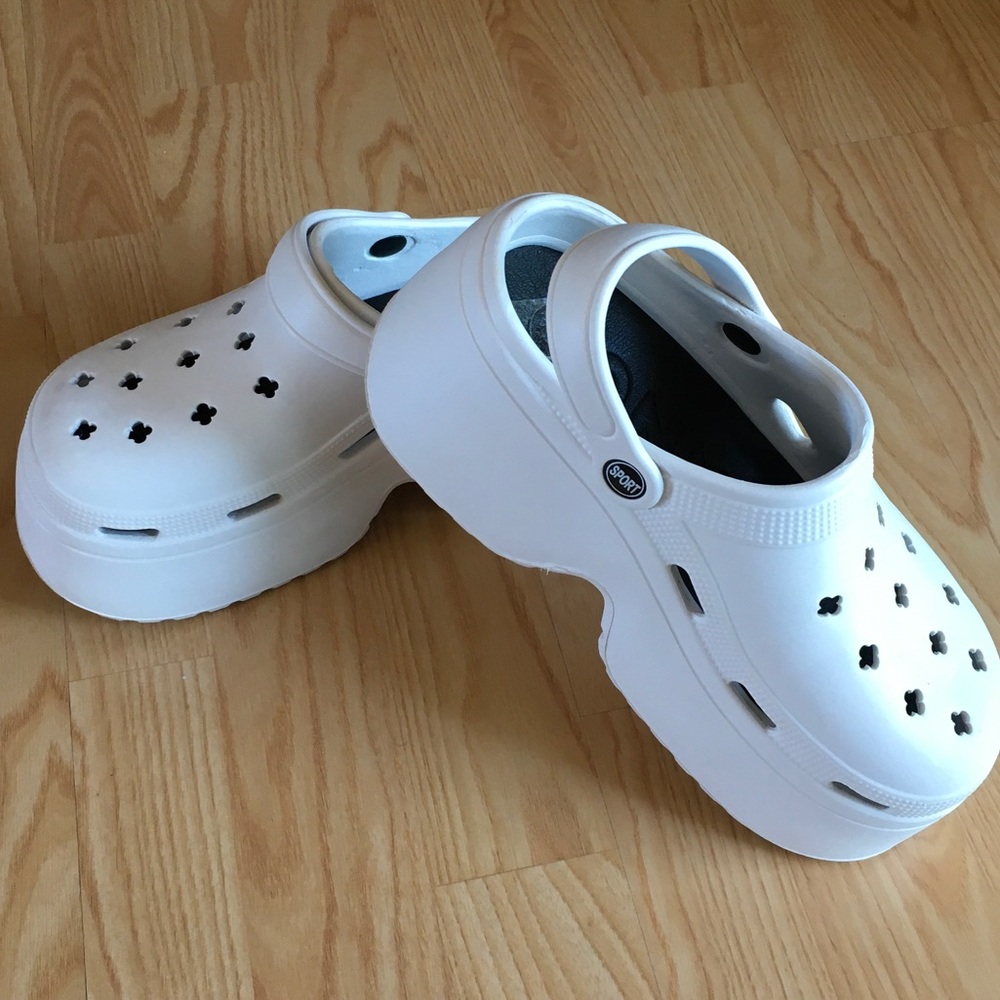 Sporto White Platform Clog Wedge Sandals with Back Strap